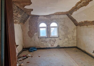 Trockenbau Kobuszewski unsaniertes Zimmer